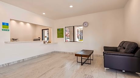 SureStay by Best Western Baytown