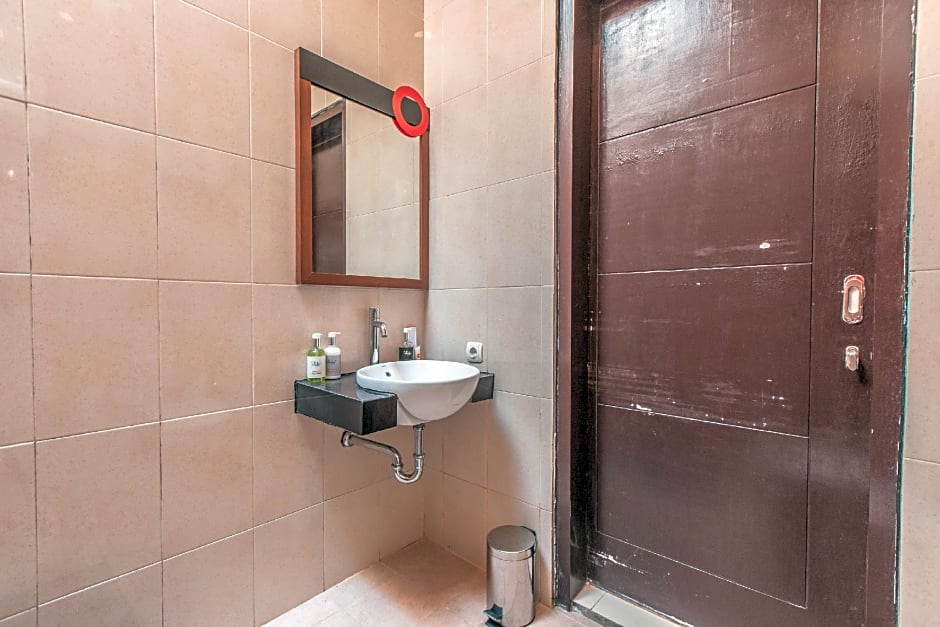 Nemuru Villa Ubud Anyer