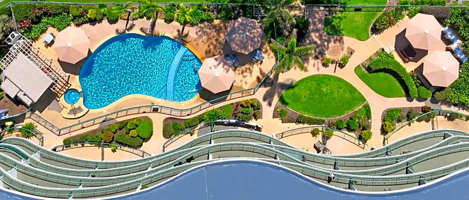 The Norfolks on Moffat Beach