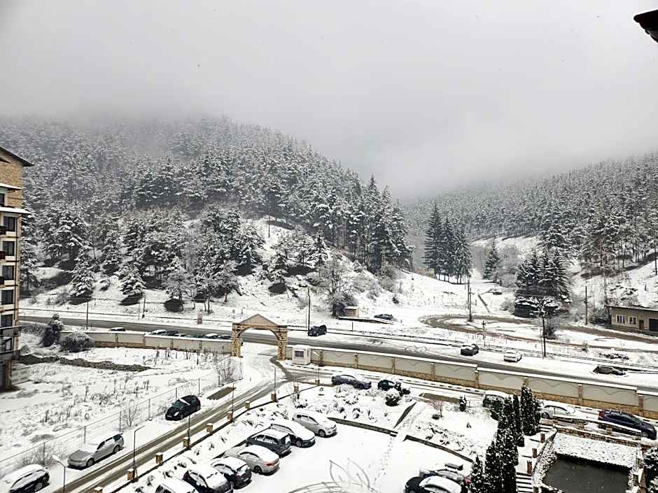 Студио Бети Балнео Спа Хотел Свети Спас
