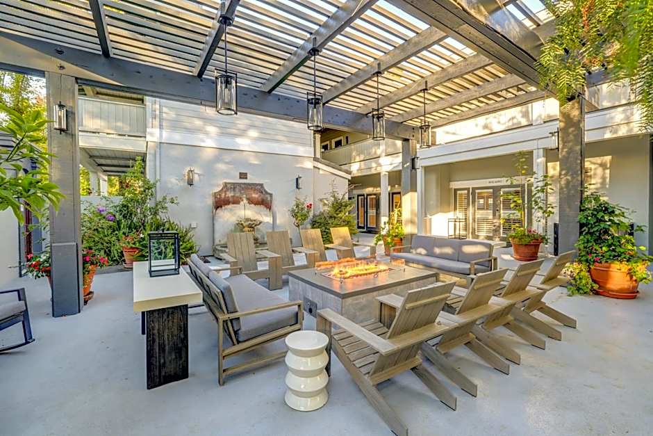 Sonoma Valley Inn, Tapestry Collection by Hilton