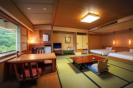 Quadruple Room with Private External Bathroom