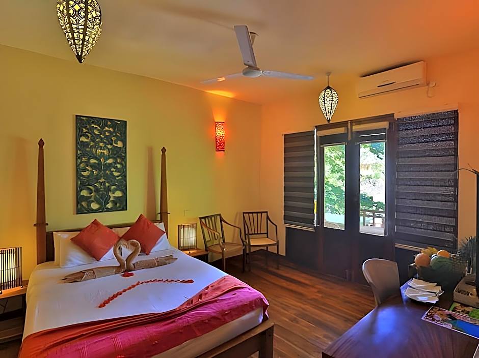 Thaproban Beach House