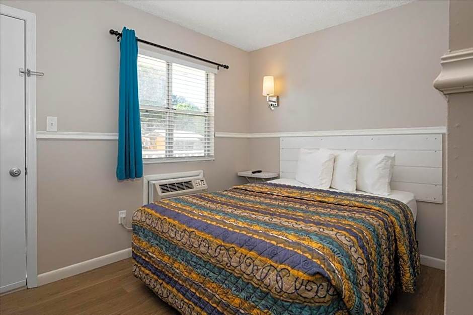 Beach Bum West-O Motel