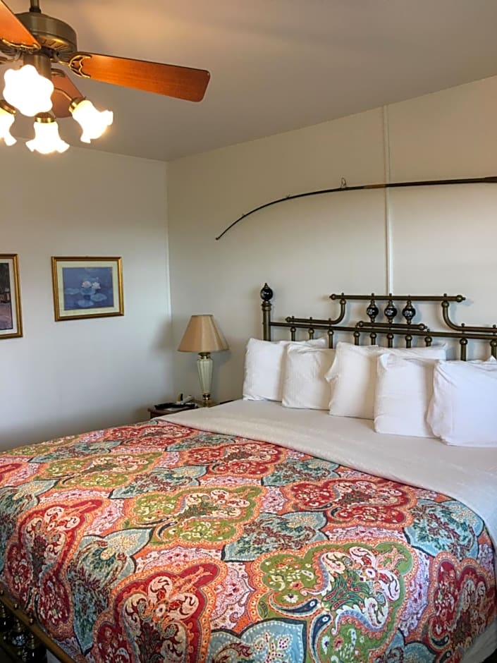 Wachapreague Inn - Motel Rooms