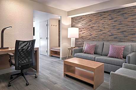 Sheraton Richmond Airport Hotel