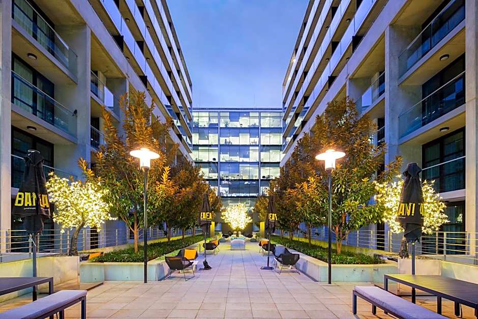 Avenue Hotel Canberra