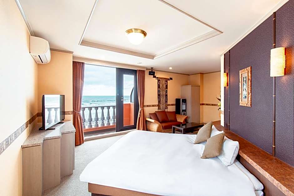 Hotel Luna Coast (Adult Only)