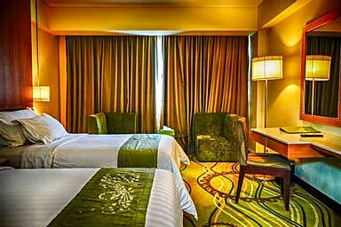 GRAND ALLISON HOTEL