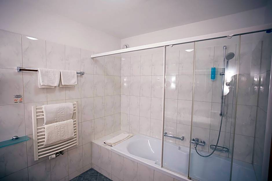 Parkhotel Tristachersee