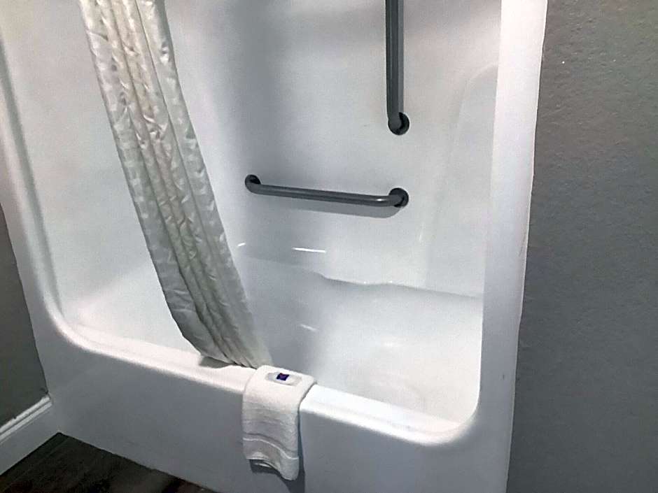 Motel 6-Memphis, TN - East