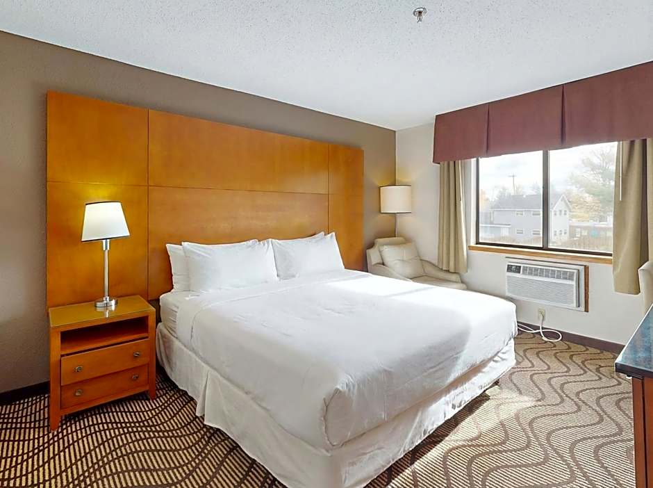 Oscoda Lakeside Hotel
