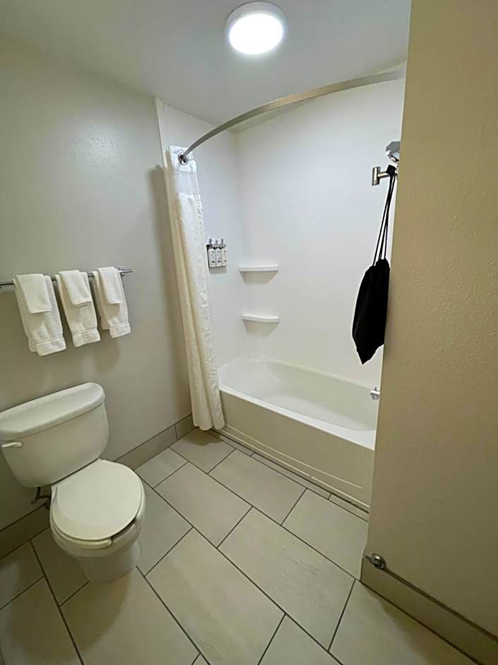 Holiday Inn Express Hotel & Suites Las Vegas By IHG
