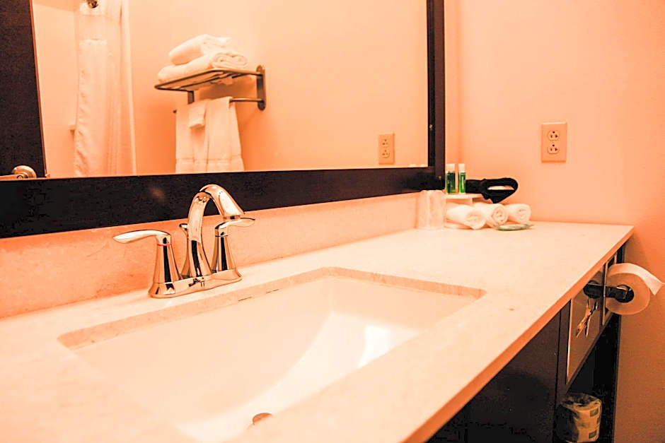 Holiday Inn Express & Suites La Vale/Cumberland By IHG