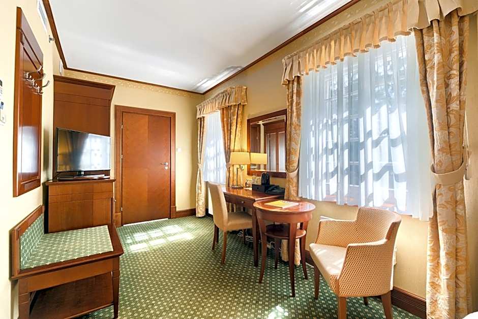 Park Hotel