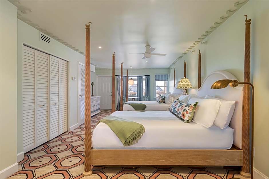 Photo 1 of 6 of Resort 2 Queen Beds