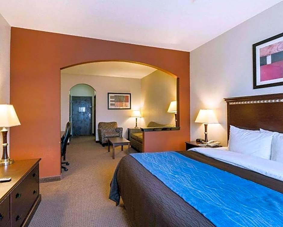 Comfort Inn & Suites