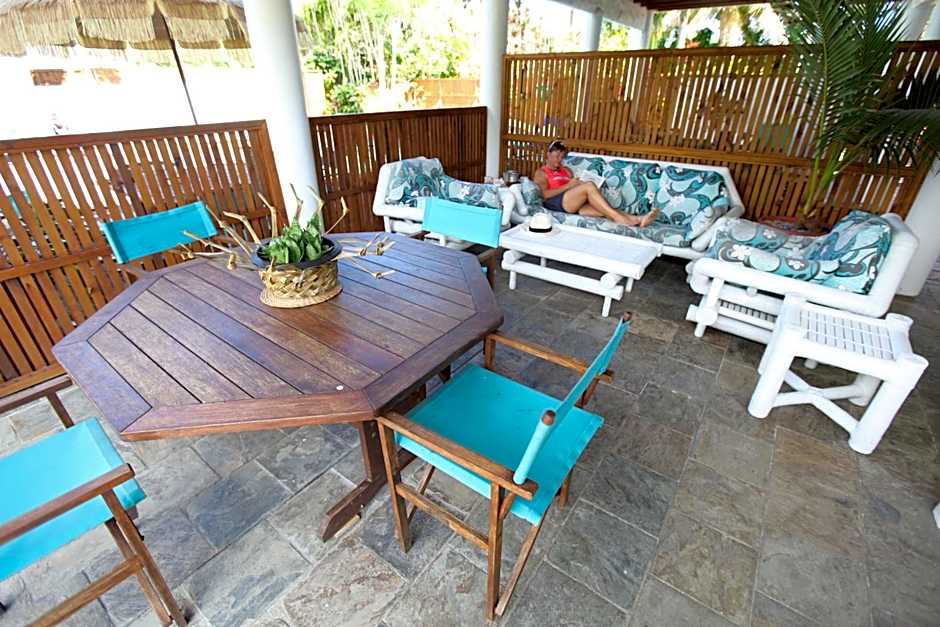 White House Apartments