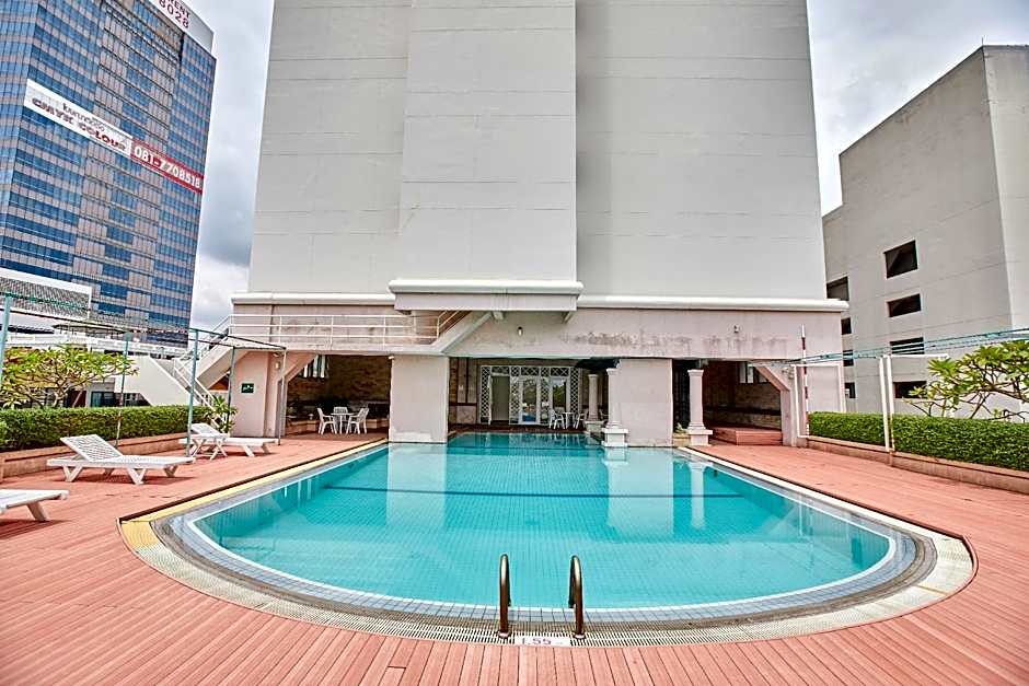 The Royal City Hotel