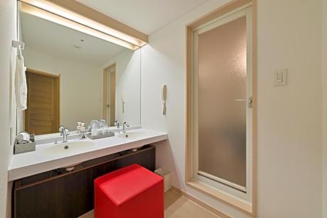 Japanese-Style Room