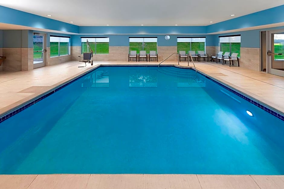 Holiday Inn Express Reedsburg Dells Area By IHG