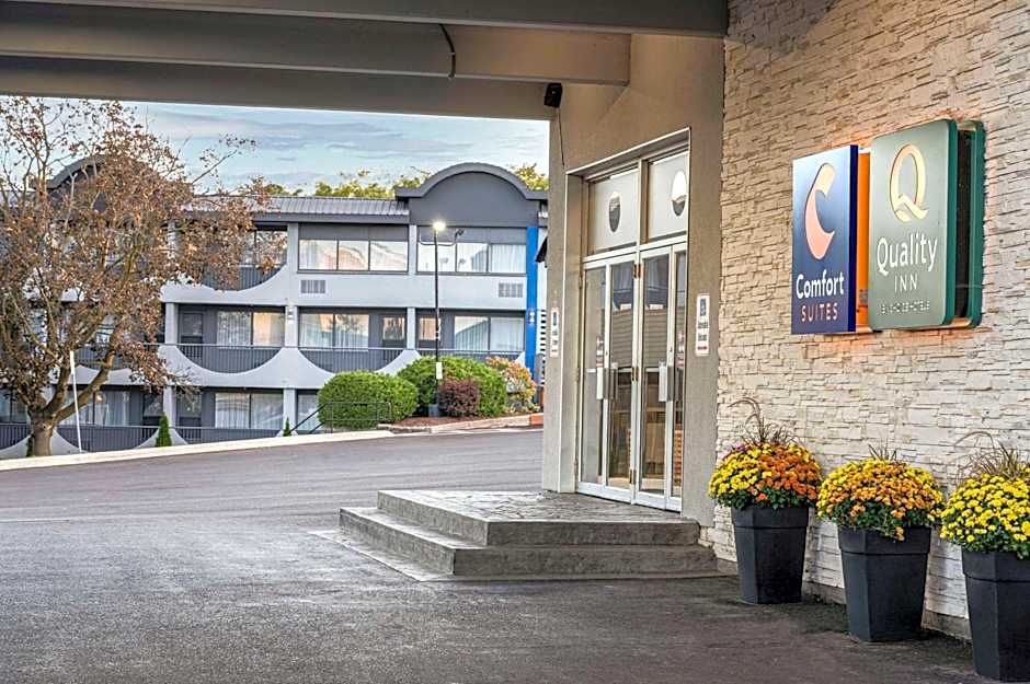 Quality Inn & Conference Centre Kingston Central
