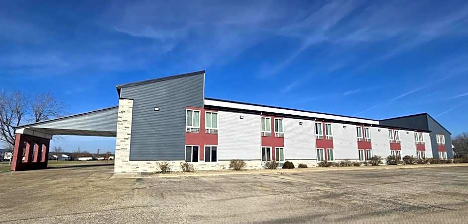 Super 8 by Wyndham O'Fallon MO/St. Louis Area