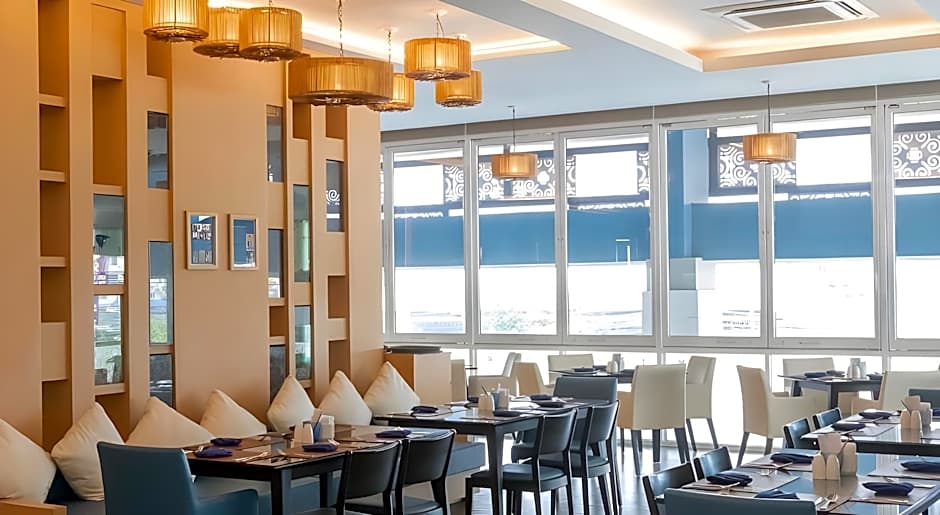 Grand Vista Hotel Chiangrai (SHA Extra Plus)