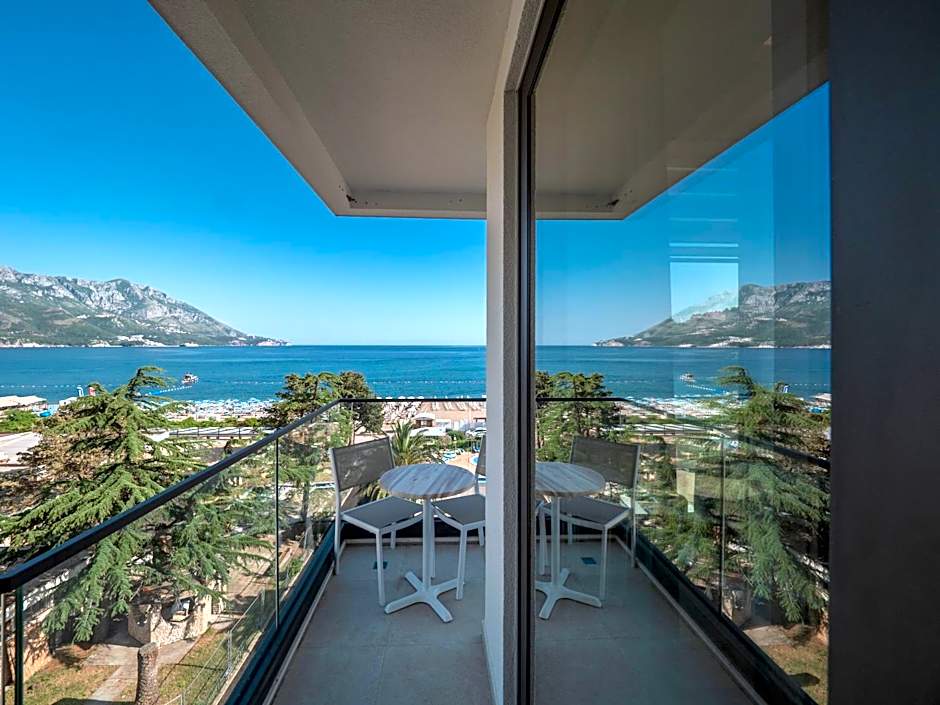 Montenegro Beach Resort