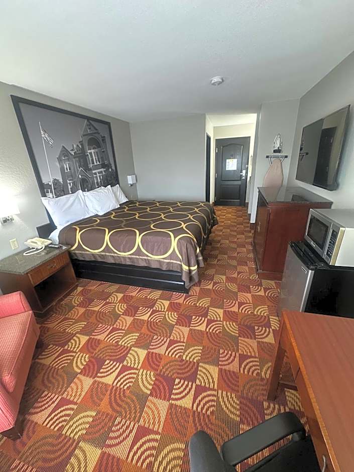 Photo 1 of 4 of 1 King Bed