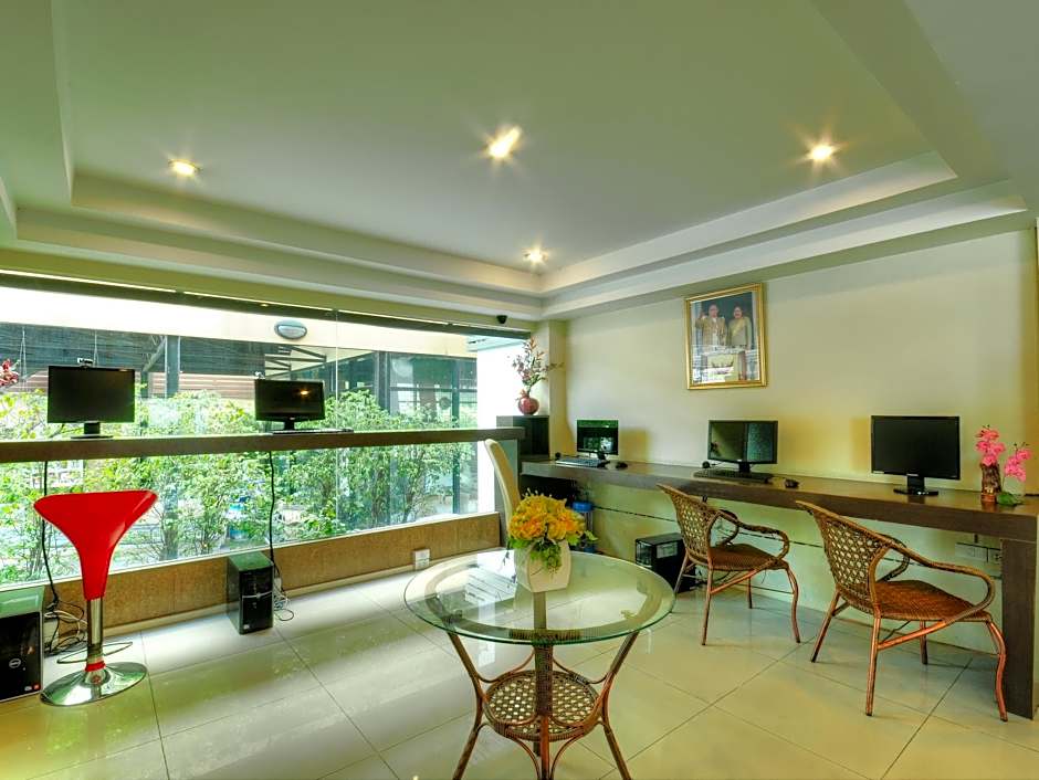 BS Residence Suvarnabhumi - SHA Extra Plus