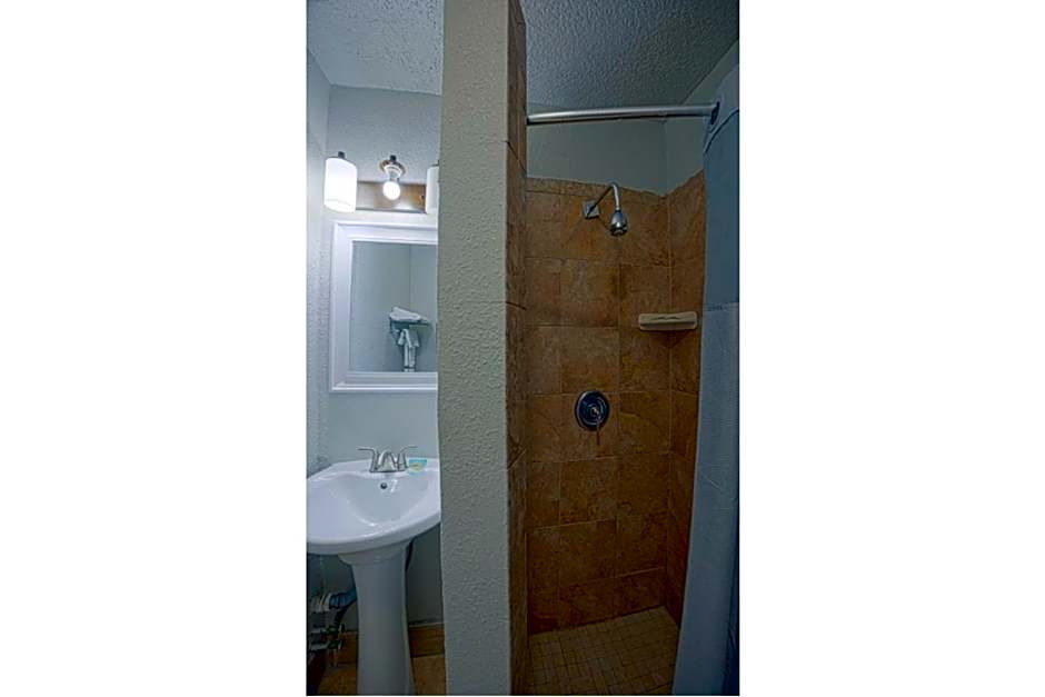 Aladdin Motel By OYO Merritt Island