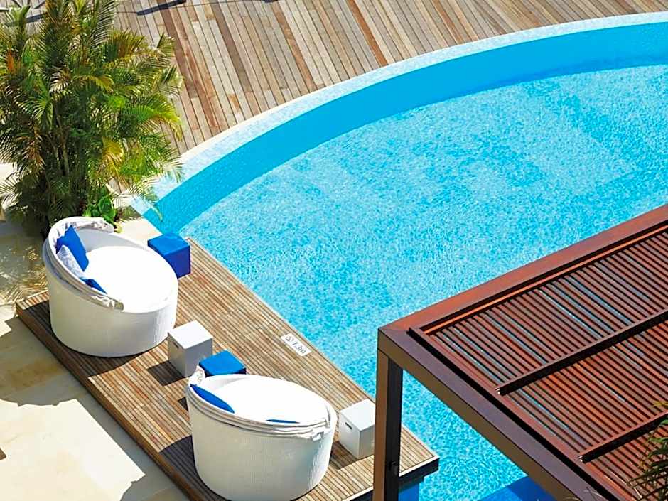 Eden Bleu Hotel