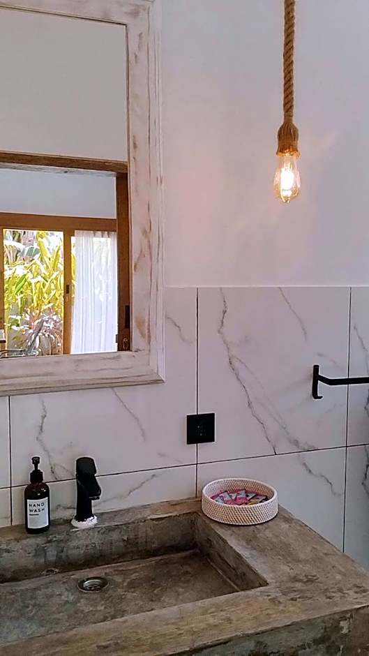 Villa Green House A tropical central 2-BR villa