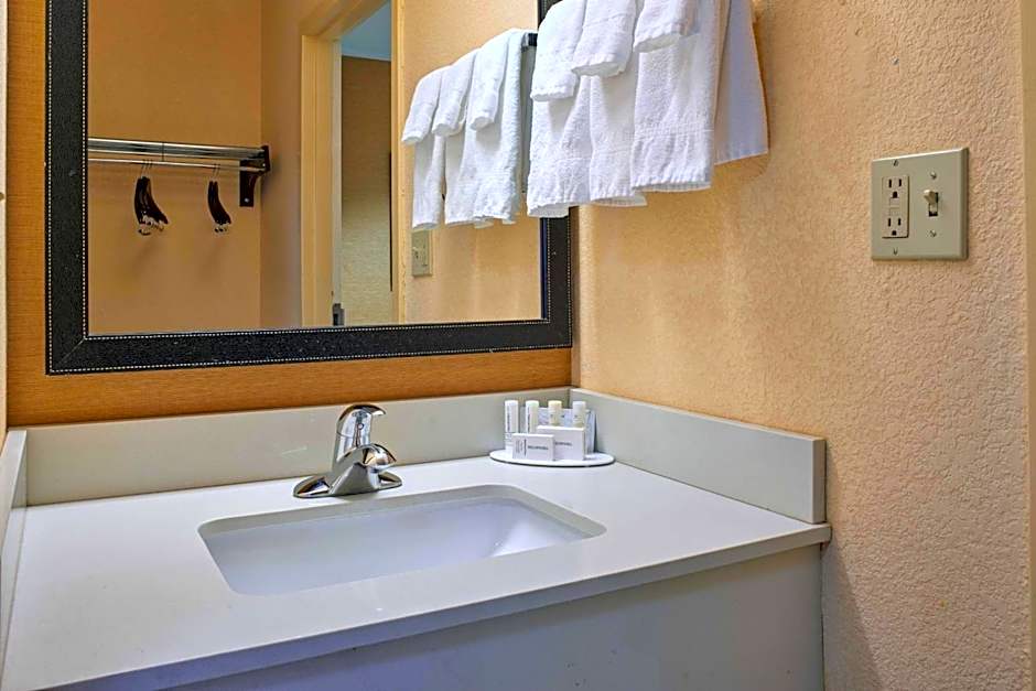 Fairfield Inn by Marriott Kalamazoo West