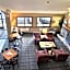 Blossom Hotel & Suites Traverse City