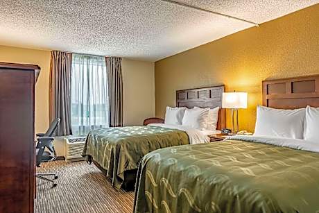 Queen Suite with Two Queen Beds - Non-Smoking