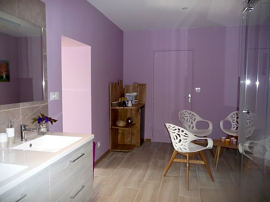 L'Anagramme, chambres, table d'hôtes et gîte pour adultes, naturistes ou non !