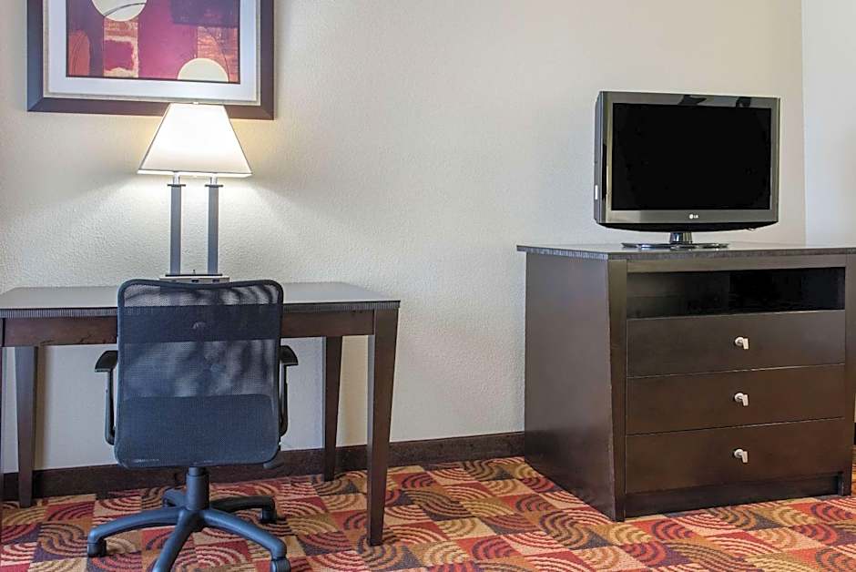 Quality Inn Bloomington