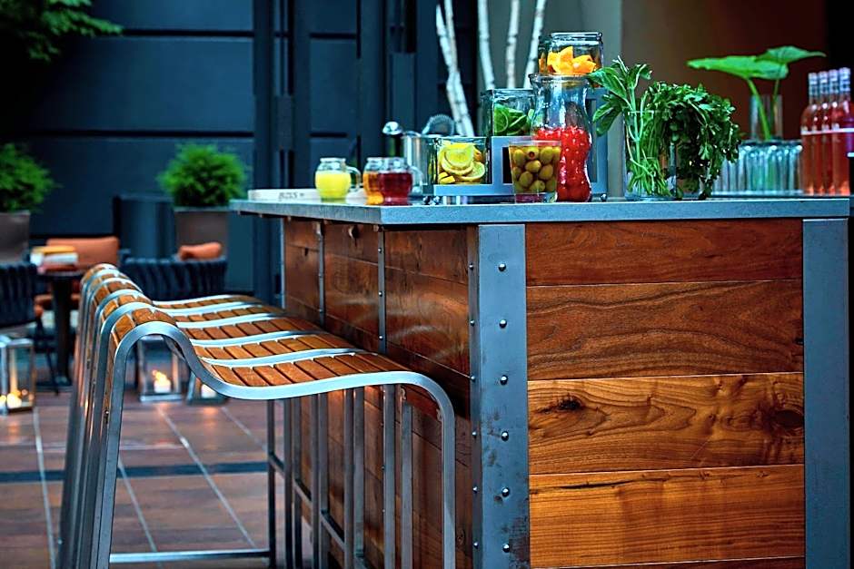 Renaissance Asheville Downtown Hotel