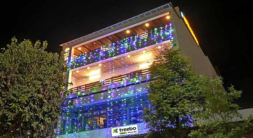 Treebo Paras Raj Near City Palace