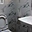 Dreamland Suites