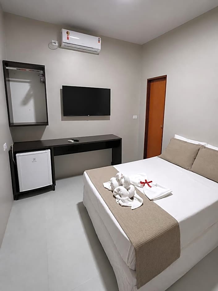 New Center Hotel