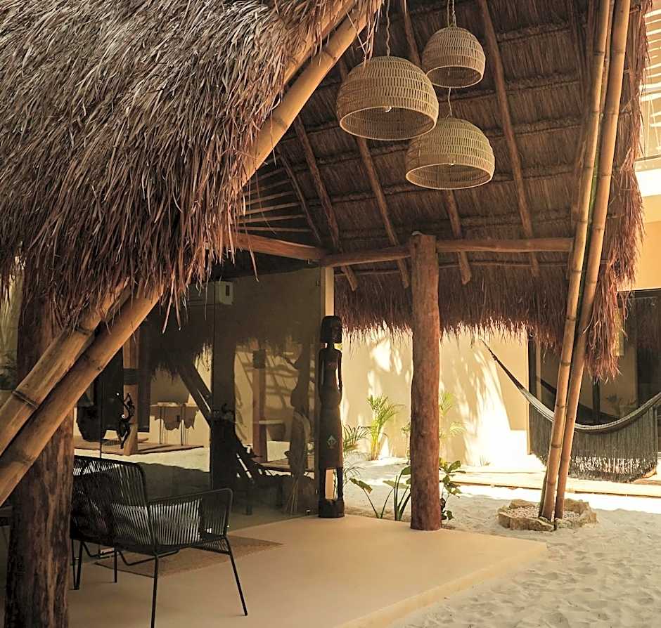 Nikau Hotel El Cuyo - Adults Only