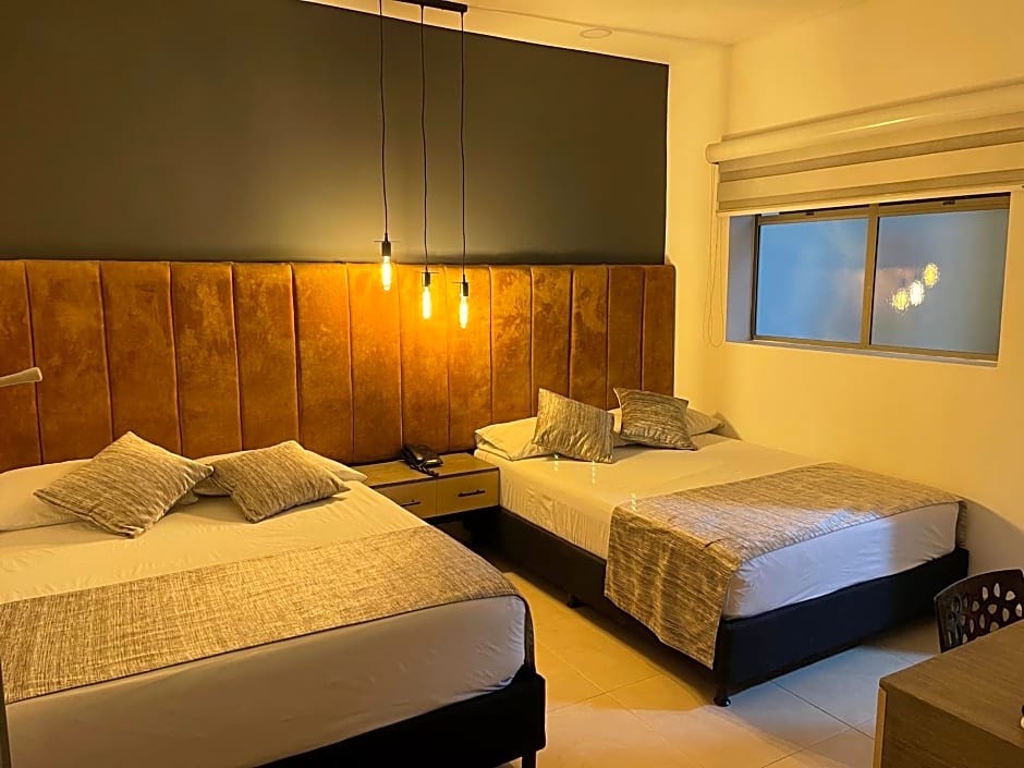 Hotel Merlott Lleras