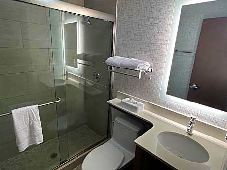 2 Double Beds Non-Smoking Mini Fridge Wi-Fi Walk In Shower Full Breakfast