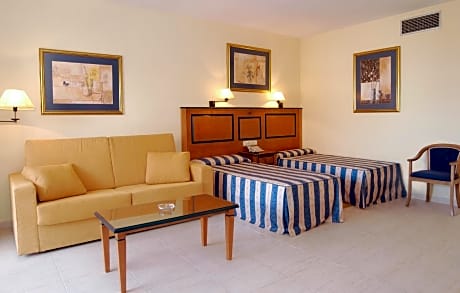 Studio for 2 Adults and 1 Child