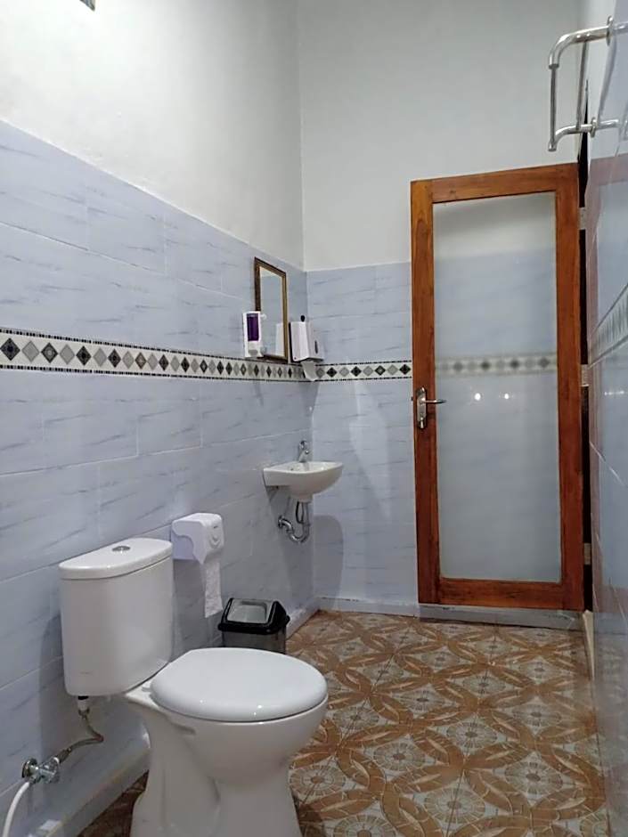 Santhi Guna Bungalow