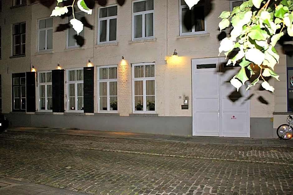 The Townhouse Bed & Breakfast