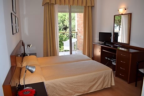 Single Room with Balcony